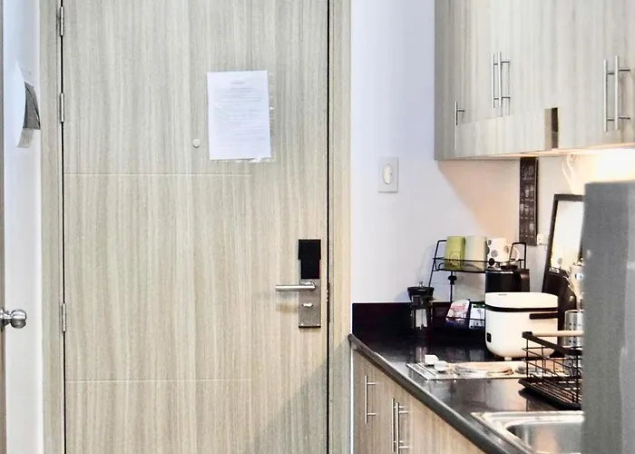 1 Bedroom With Balcony
